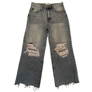 Ampersand Avenue Wide Leg Light Wash Distressed Raw Hem Jean Size 7‎